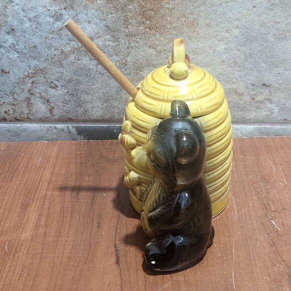 Vintage Beehive Bear Honey Pot With Lid Honey Wood Dipper Jar Server - Picture 12 of 13